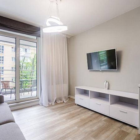 קייב Petrovdom 408-467-471-277-377 In Central Park Cozy Apartments מראה חיצוני תמונה