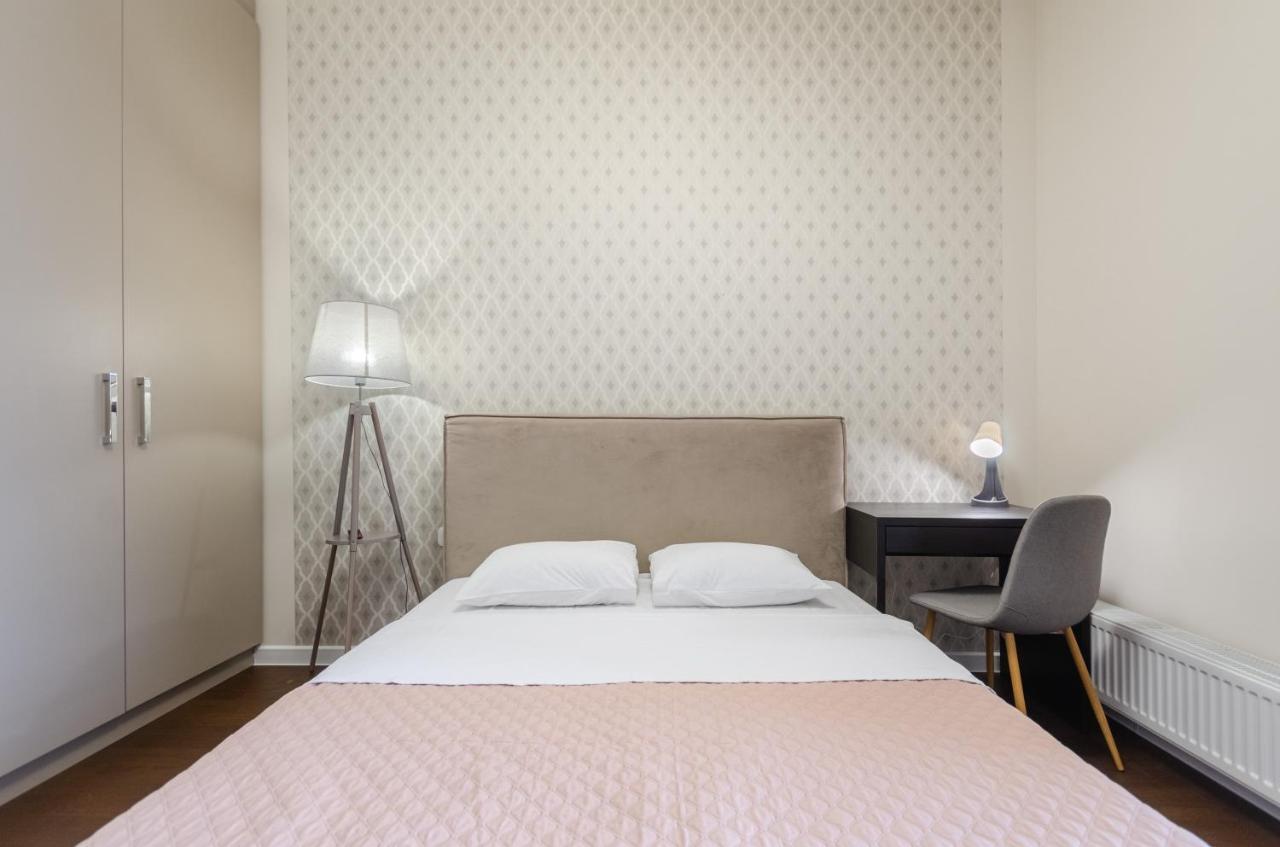 קייב Petrovdom 408-467-471-277-377 In Central Park Cozy Apartments מראה חיצוני תמונה