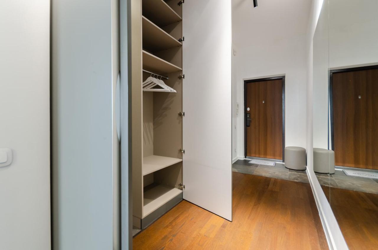 קייב Petrovdom 408-467-471-277-377 In Central Park Cozy Apartments מראה חיצוני תמונה
