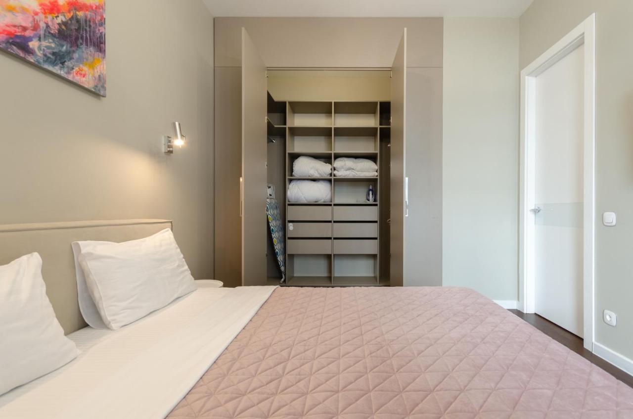 קייב Petrovdom 408-467-471-277-377 In Central Park Cozy Apartments מראה חיצוני תמונה
