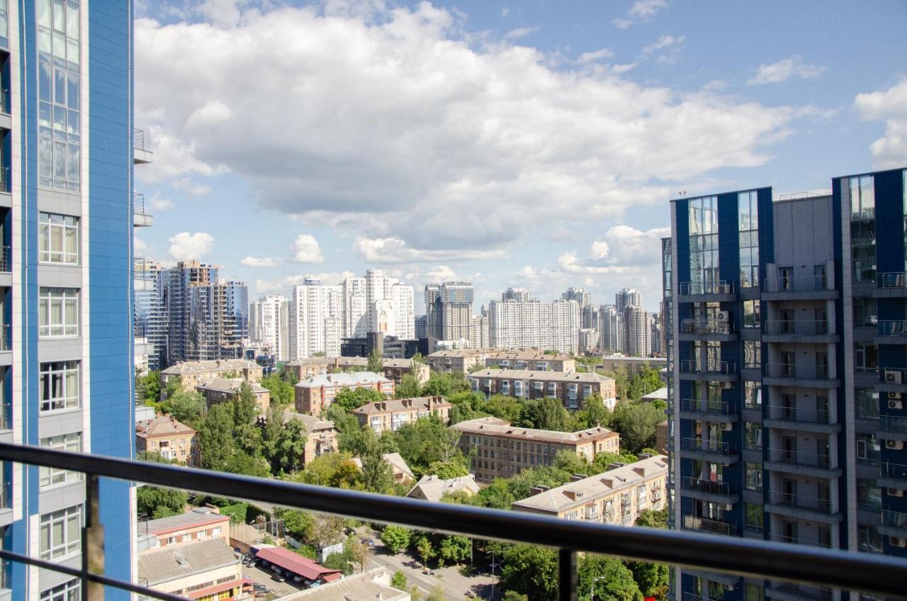 קייב Petrovdom 408-467-471-277-377 In Central Park Cozy Apartments מראה חיצוני תמונה
