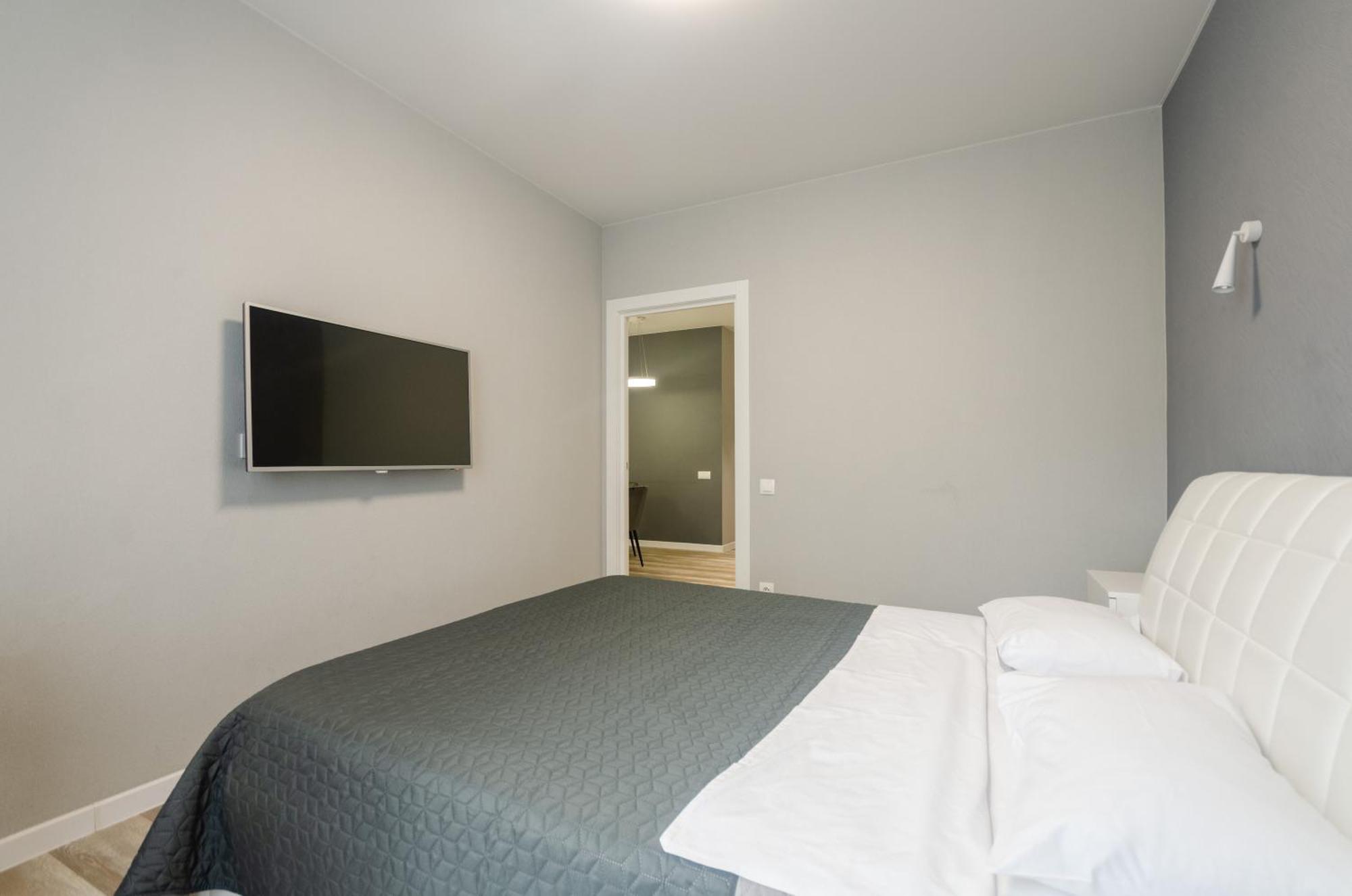 קייב Petrovdom 408-467-471-277-377 In Central Park Cozy Apartments מראה חיצוני תמונה